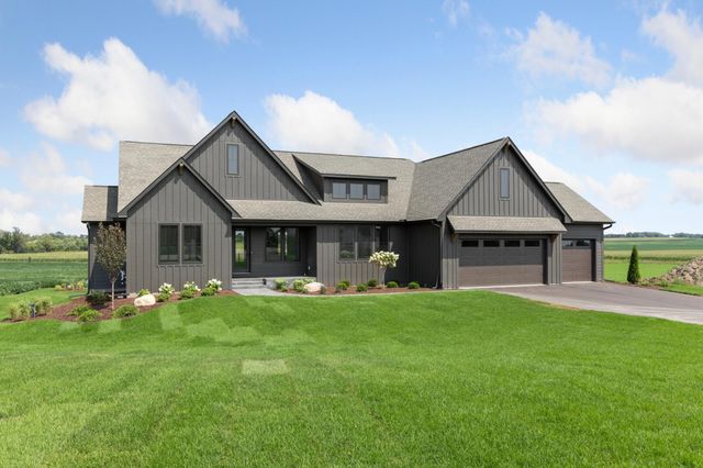 140 Kongen Court, Hudson, WI 54016