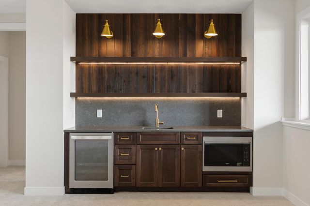 140 Kongen Court, Hudson, WI 54016