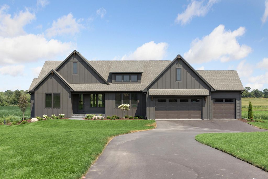 140 Kongen Court, Hudson, WI 54016