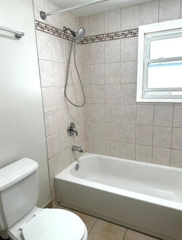 2529 W Thomas Street G, Chicago, IL 60622