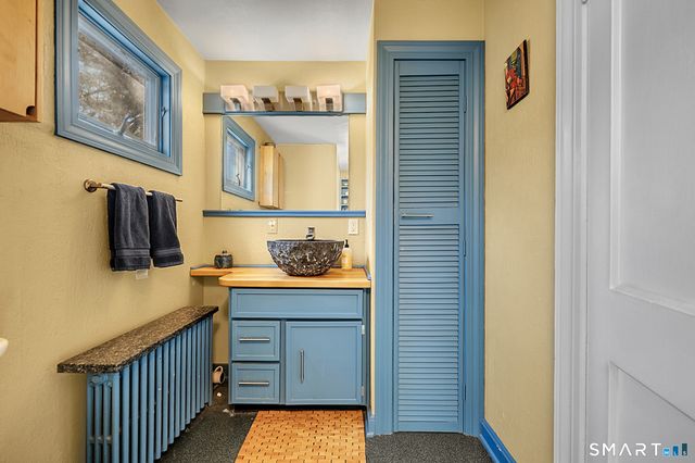 932 Litchfield Turnpike, Bethany, CT 06524