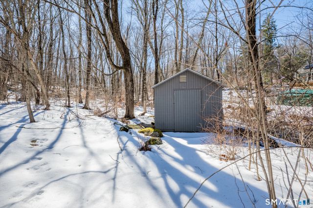 932 Litchfield Turnpike, Bethany, CT 06524