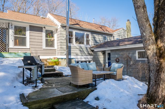 932 Litchfield Turnpike, Bethany, CT 06524