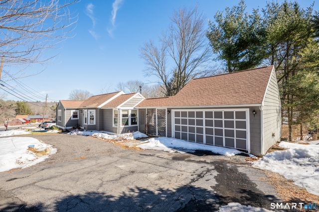932 Litchfield Turnpike, Bethany, CT 06524