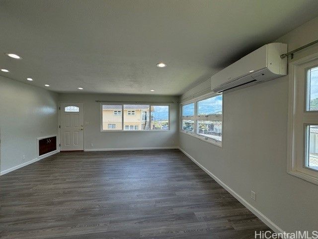 2809 Henry Street A, Honolulu, HI 96817
