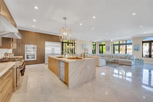 156 Fiesta Way, Fort Lauderdale, FL 33301