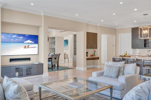 156 Fiesta Way, Fort Lauderdale, FL 33301