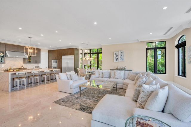 156 Fiesta Way, Fort Lauderdale, FL 33301