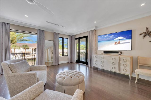 156 Fiesta Way, Fort Lauderdale, FL 33301