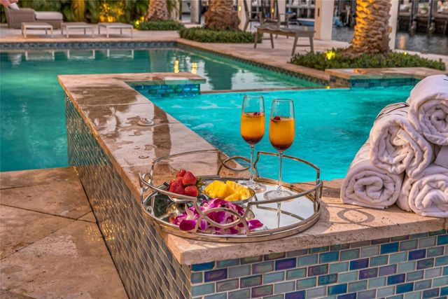 156 Fiesta Way, Fort Lauderdale, FL 33301