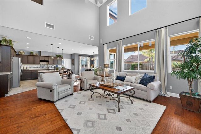 21238 Lago Bello Lane, Friant, CA 93626