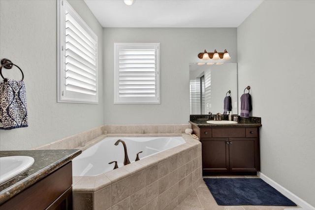 21238 Lago Bello Lane, Friant, CA 93626