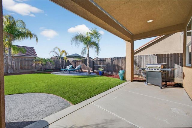 21238 Lago Bello Lane, Friant, CA 93626
