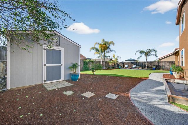 21238 Lago Bello Lane, Friant, CA 93626