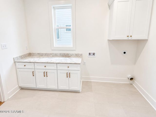 109 Fountain Meadow Drive, Broussard, LA 70518