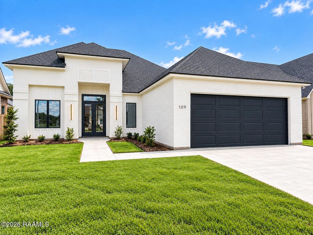 109 Fountain Meadow Drive, Broussard, LA 70518