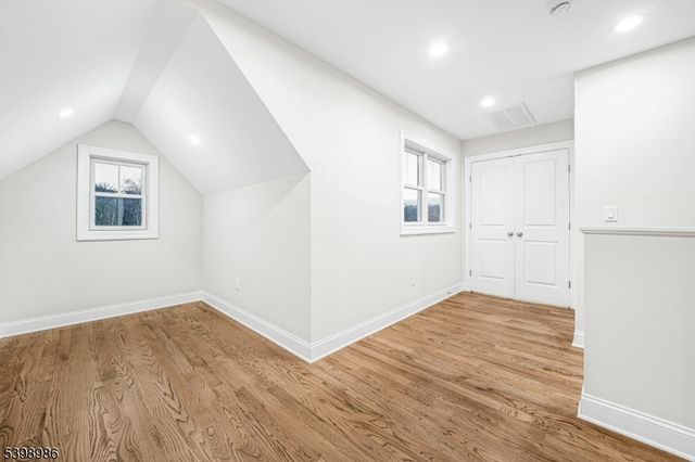 18 Birdie Ln, Boonton Town, NJ 07005