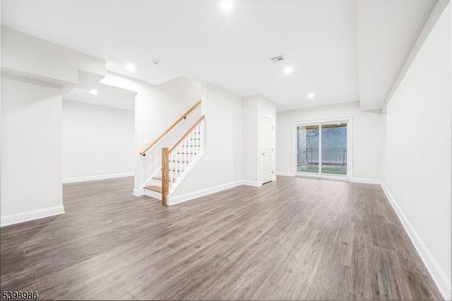 18 Birdie Ln, Boonton Town, NJ 07005