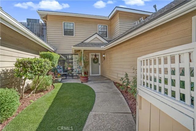 5110 N Fruit, Fresno, CA 93711
