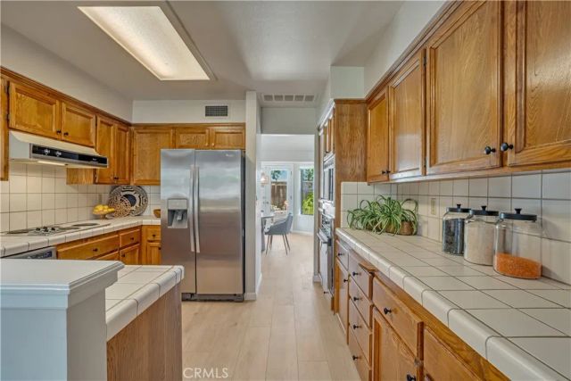 5110 N Fruit, Fresno, CA 93711