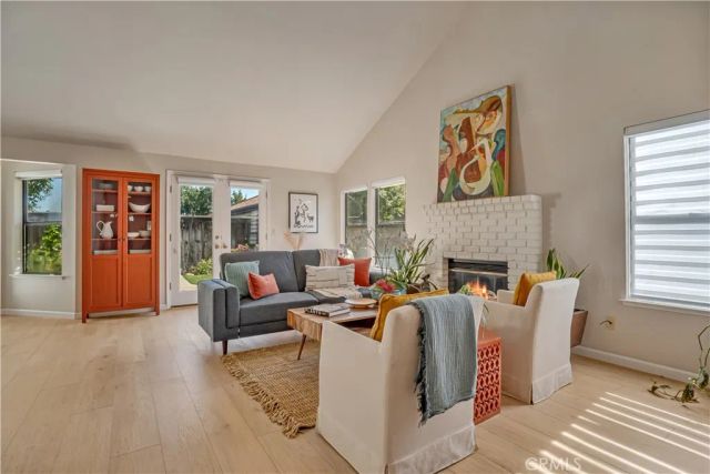 5110 N Fruit, Fresno, CA 93711