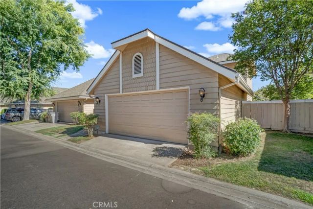 5110 N Fruit, Fresno, CA 93711