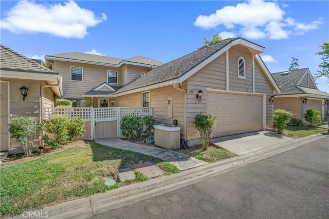 5110 N Fruit, Fresno, CA 93711