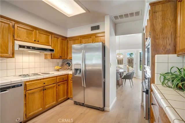 5110 N Fruit, Fresno, CA 93711