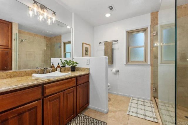 6551 Calle Valperizo, Carlsbad, CA 92009
