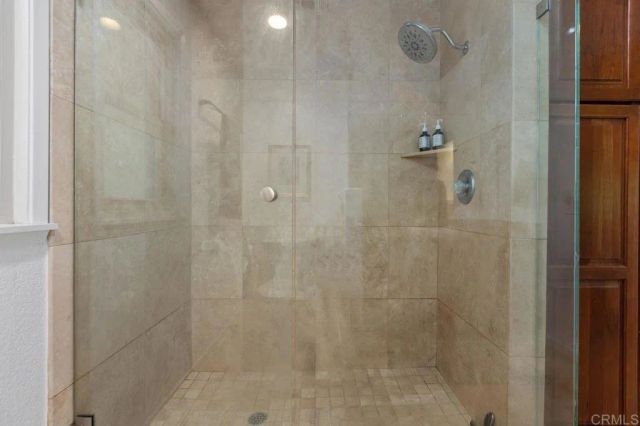 6551 Calle Valperizo, Carlsbad, CA 92009
