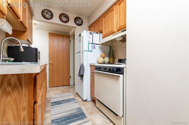 23362 Baker Street, Taylor, MI 48180