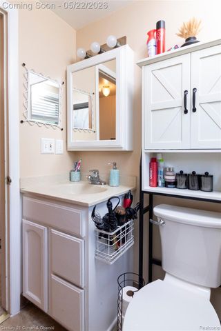 23362 Baker Street, Taylor, MI 48180