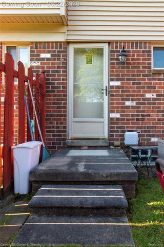 23362 Baker Street, Taylor, MI 48180