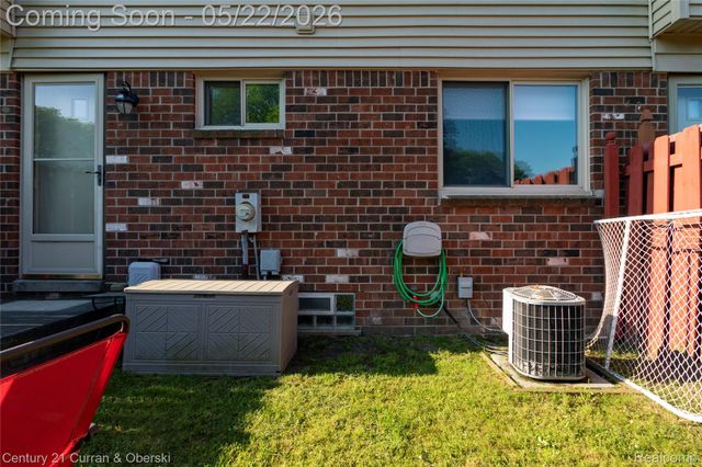 23362 Baker Street, Taylor, MI 48180