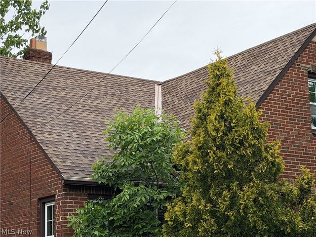 5916 Pearl Road, Parma Heights, OH 44130