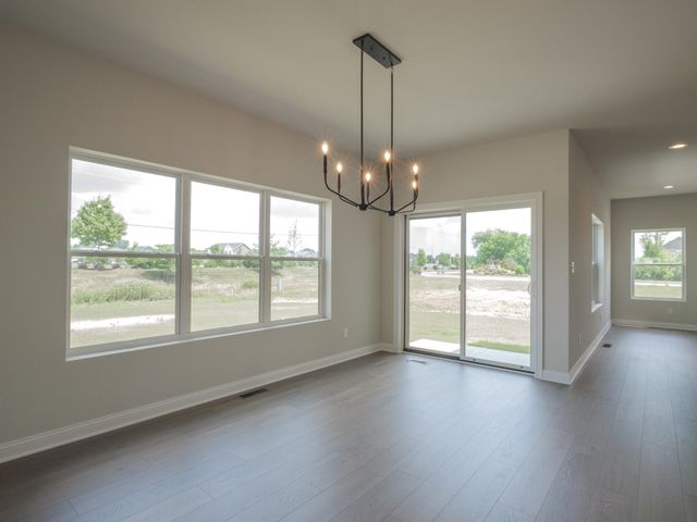 1861 Trailbrook Drive, Valparaiso, IN 46385