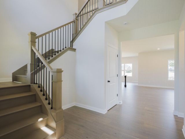 1861 Trailbrook Drive, Valparaiso, IN 46385