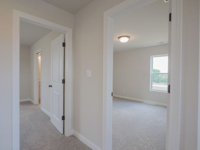 1861 Trailbrook Drive, Valparaiso, IN 46385