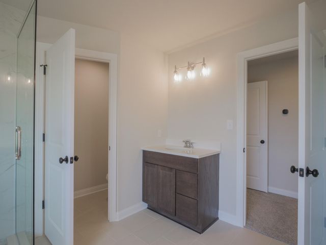 1861 Trailbrook Drive, Valparaiso, IN 46385