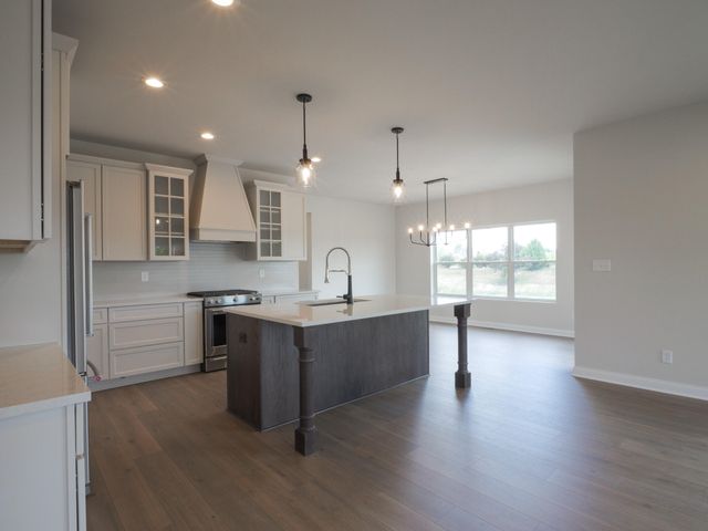 1861 Trailbrook Drive, Valparaiso, IN 46385