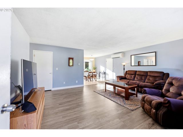 8800 Ne PIERCE Dr, Vancouver, WA 98662