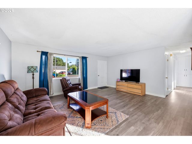8800 Ne PIERCE Dr, Vancouver, WA 98662