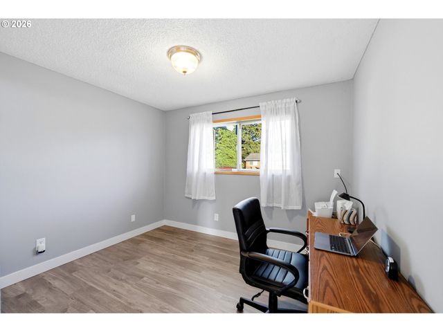 8800 Ne PIERCE Dr, Vancouver, WA 98662