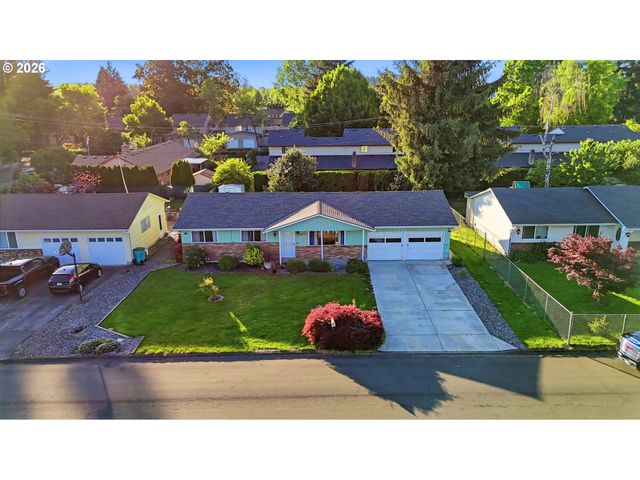 8800 Ne PIERCE Dr, Vancouver, WA 98662