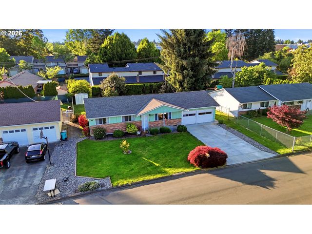8800 Ne PIERCE Dr, Vancouver, WA 98662