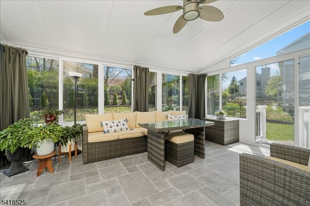 3 Magnolia Ct, Roxbury Twp., NJ 07876