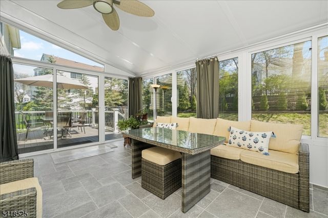 3 Magnolia Ct, Roxbury Twp., NJ 07876