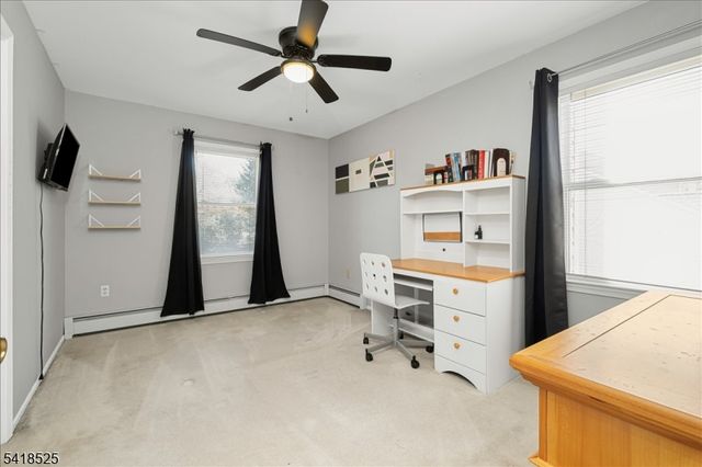 3 Magnolia Ct, Roxbury Twp., NJ 07876