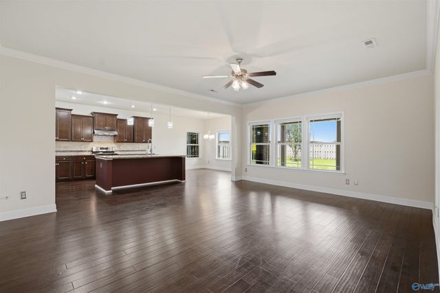 3011 Magnolia Leaf Circle SE, Owens Cross Roads, AL 35763