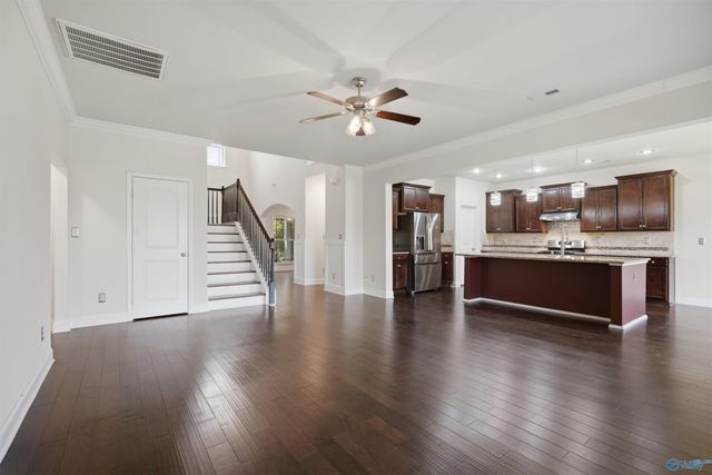 3011 Magnolia Leaf Circle SE, Owens Cross Roads, AL 35763